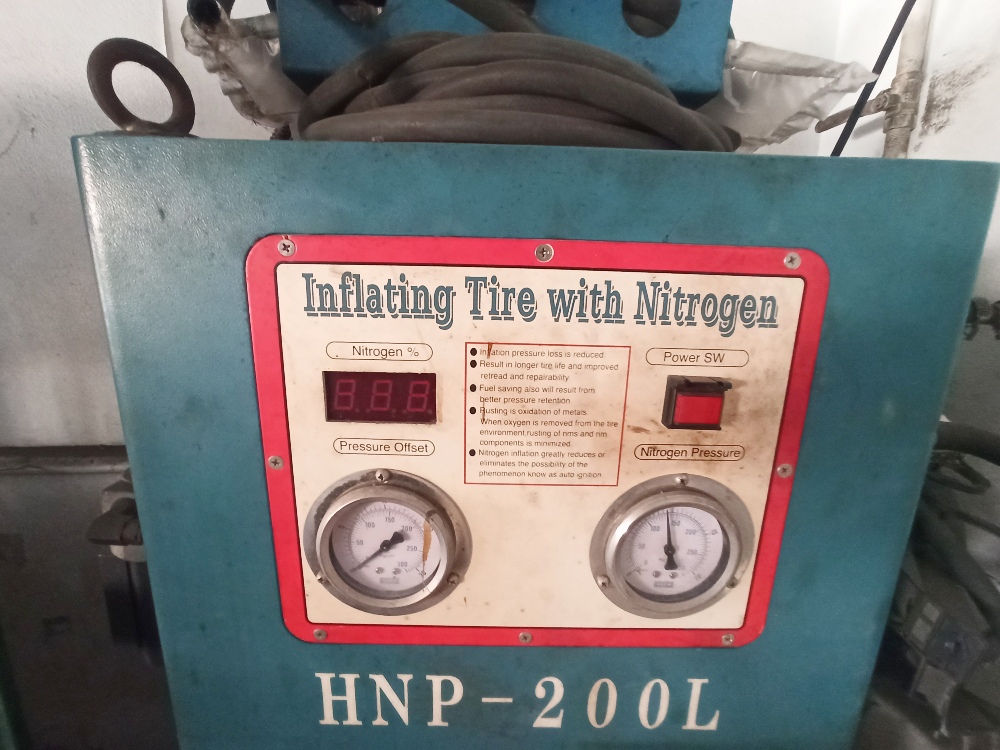氮氣機