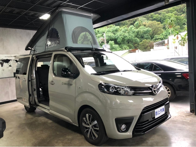 首度引進德國原廠TOYOTA CROSSCAMP掀頂式露營車