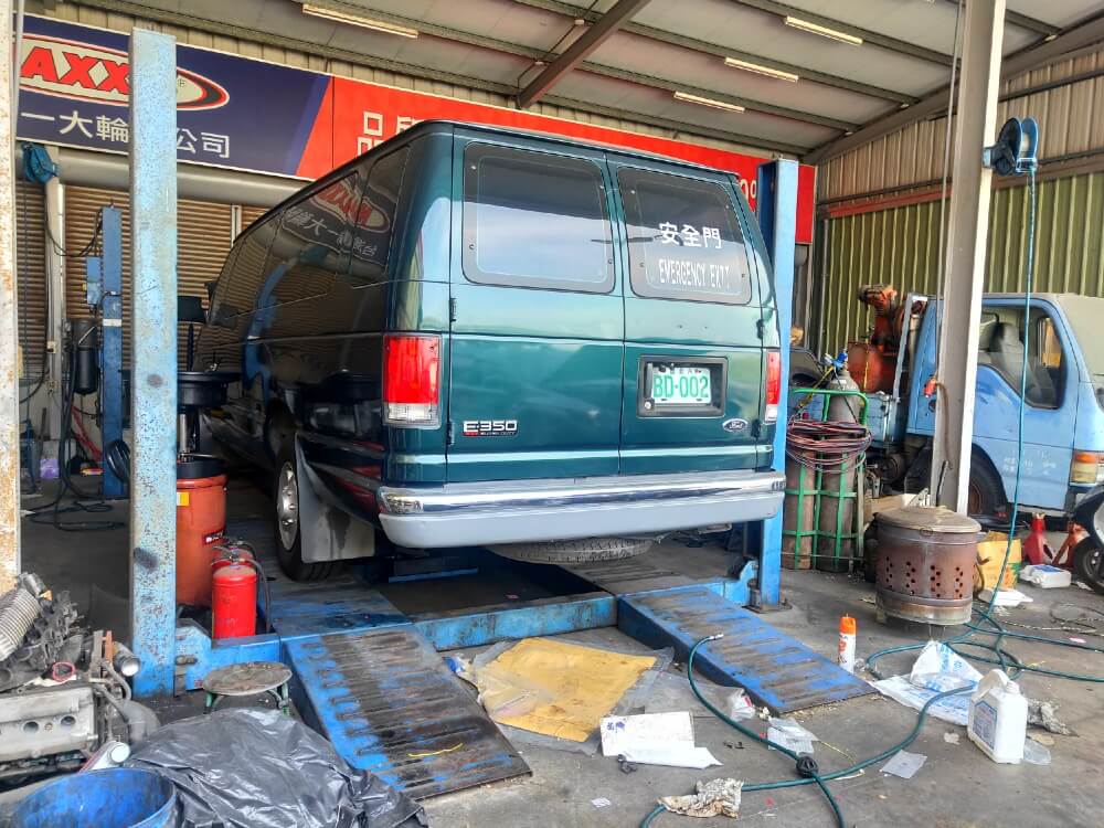 四柱頂車機